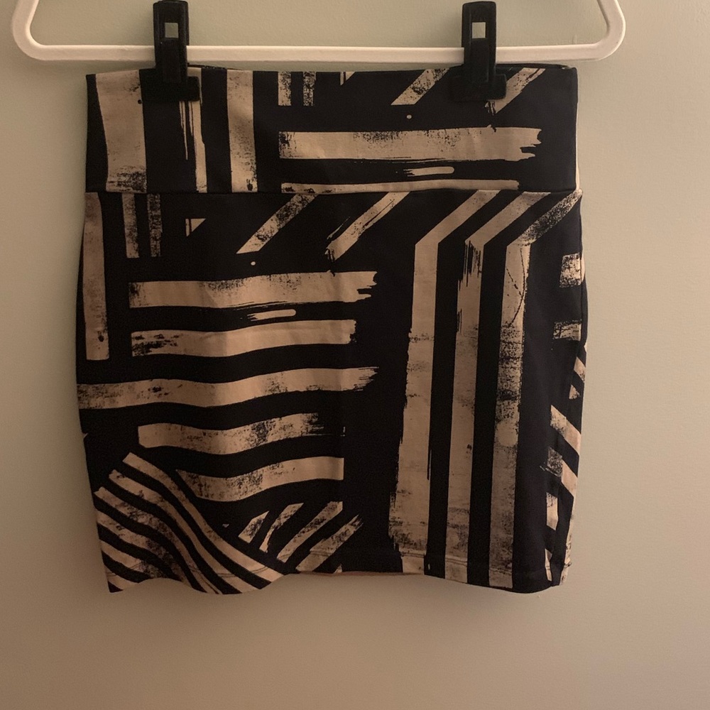 Juniors’ Decree Mini Skirt